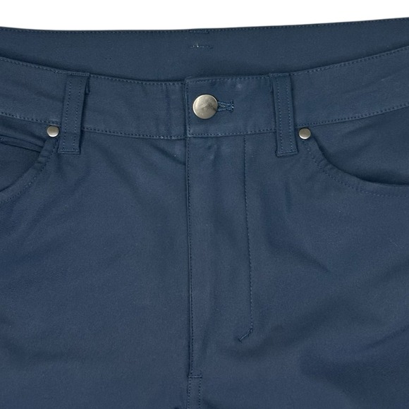 Lululemon Size 32 ABC Slim-Fit 5 Pocket Pant 32" L Warpstreme Iron Blue Navy - Picture 4 of 10